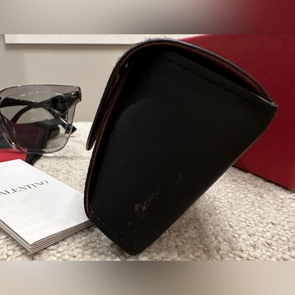 New! Valentino Square Sunglasses w/ Studs, Transparent Grey VA4084F NEW in Box! - Picture 11 of 12